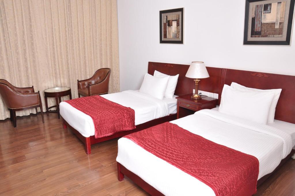 Lilywhite Hotel New Delhi Værelse billede
